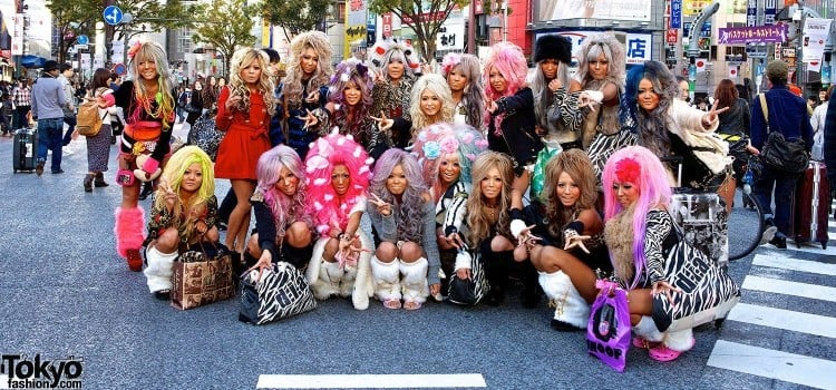 Gyaru - Know the independent style in japan