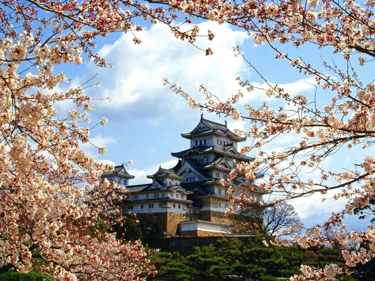 Himeji Castle - history and curiosities