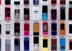 Cell Phones in Japan - Japanese Curiosities and Models