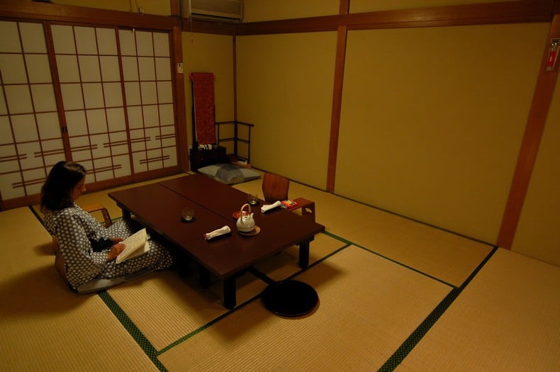 Tatami và tatami - đáp ứng các sàn truyền thống Nhật Bản