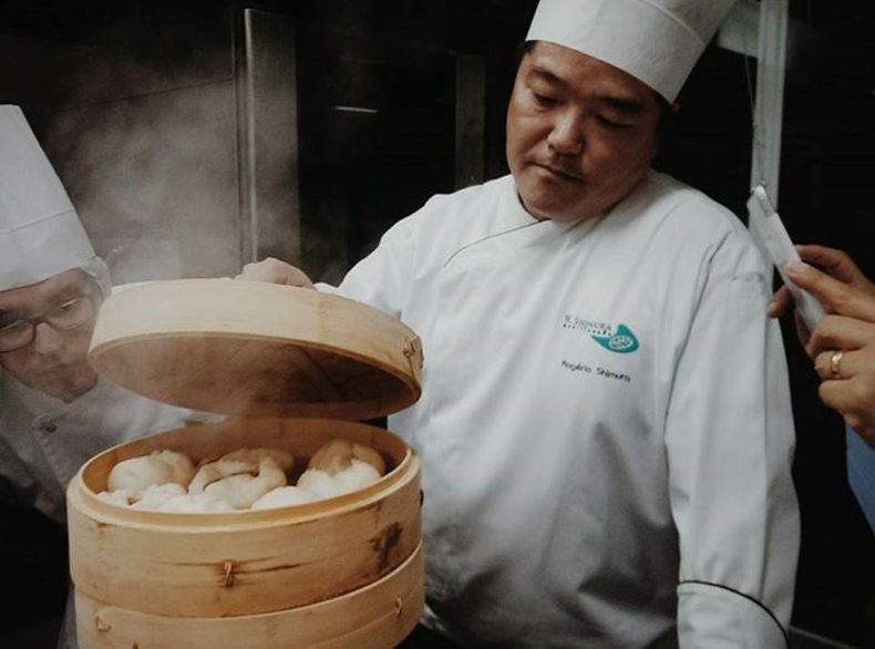 中華まん-肉を詰めて蒸した日本のパン