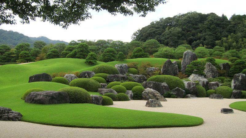 日本全国の最高の庭園と公園