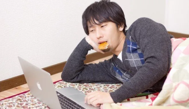 Um dia na Vida de um Programador de Jogos Japonês