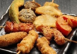 串カツ–串焼きの肉