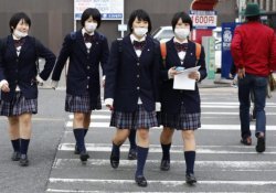 일본 학교는 어떻게 운영되고 등록하는 방법은 무엇입니까?