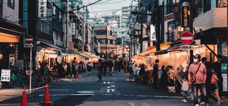 Sind die Japaner gebildet oder falsch?