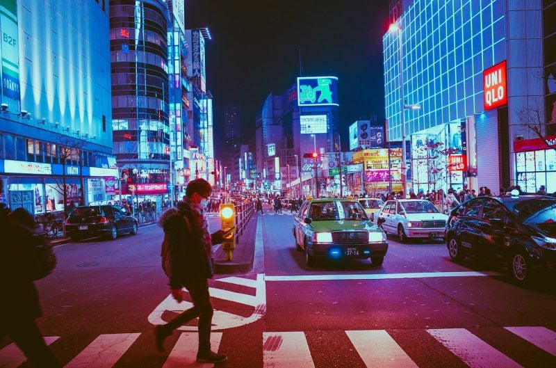 Tôi có thể lái xe ở Nhật Bản với giấy phép lái xe quốc tế hoặc CNH không?