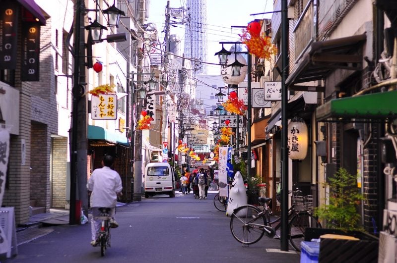 طوكيو - التوافه والدليل الكامل