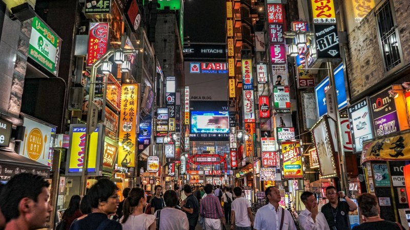 How much does it cost to travel to japan?