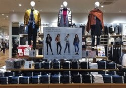 Uniqlo – the cheapest clothing store in japan