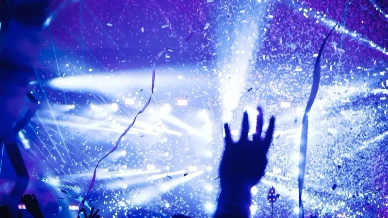 K-Pop vs J-Pop – What are the differences? Which is more popular?