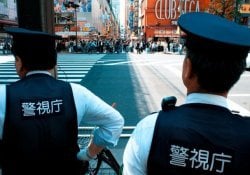 日本的犯罪 - 谋杀和抢劫率