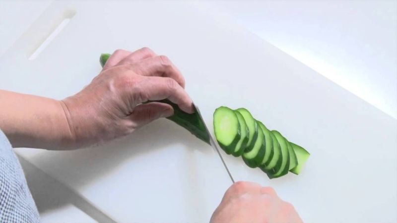Kỹ thuật cắt thức ăn của người Nhật