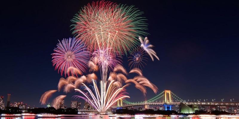 Guia hanabi taikai - fireworks display in Japan