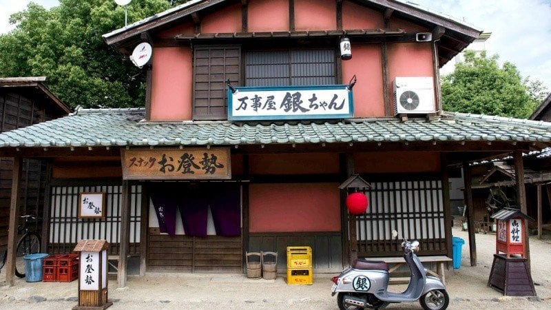 Yorozuya - cửa hàng của 10.000 doanh nghiệp