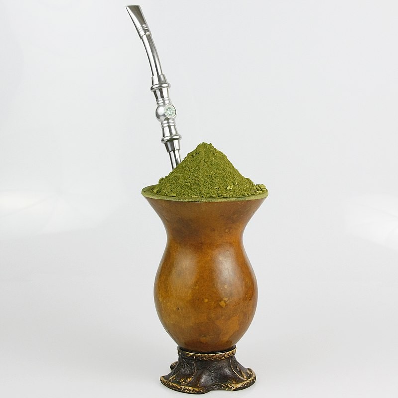 الشاي الأخضر Matcha (حار أو خفيف)