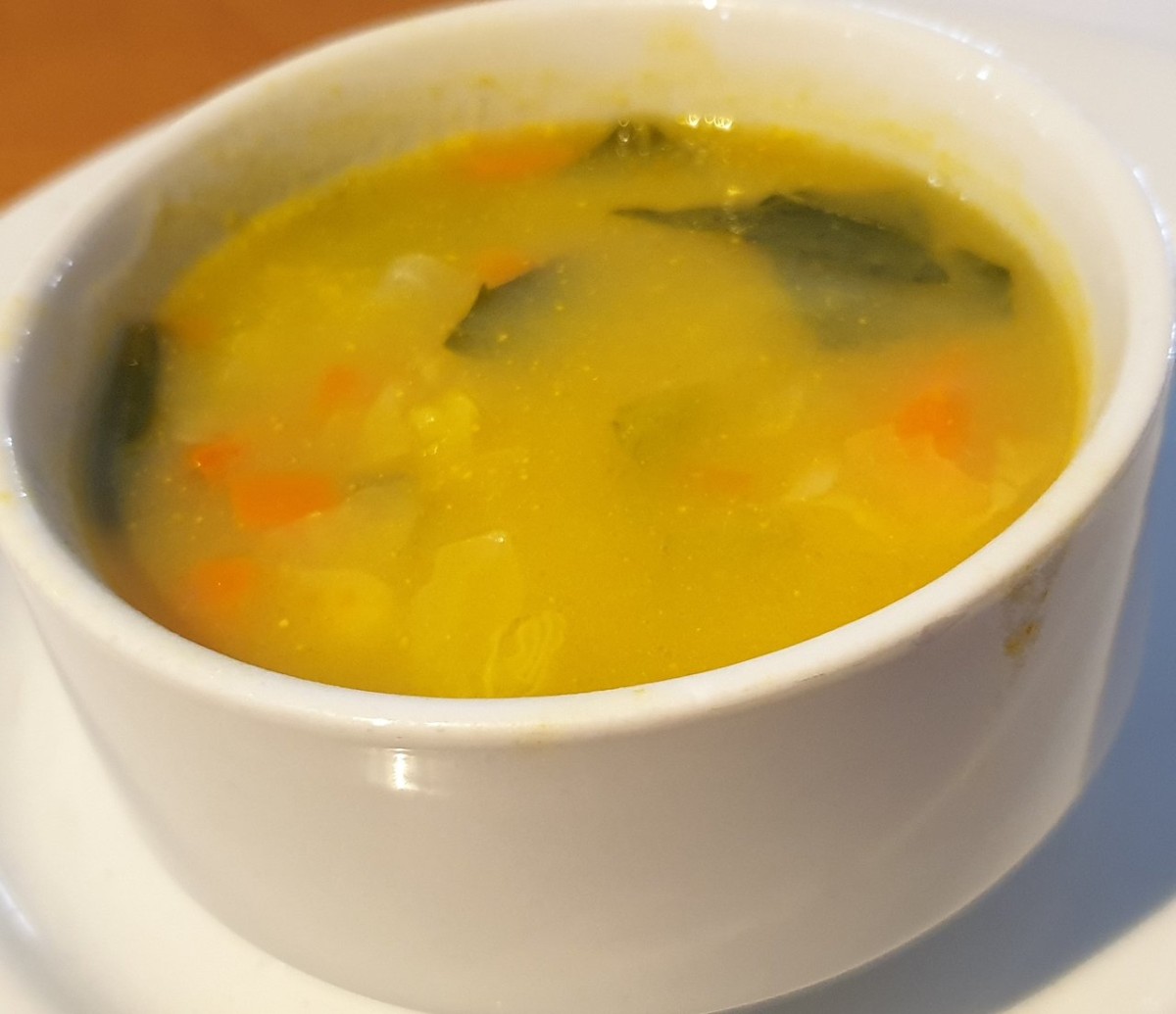 Sopa de vegetais kenchin