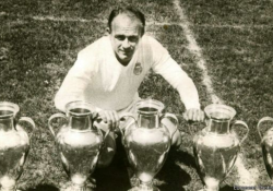 Alfredo di stefano - die Geschichte des legendären Fußballers